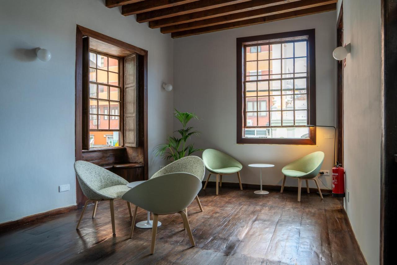 Hostelit, Capsule Hostel Санта Круз де Ла Палма Екстериор снимка