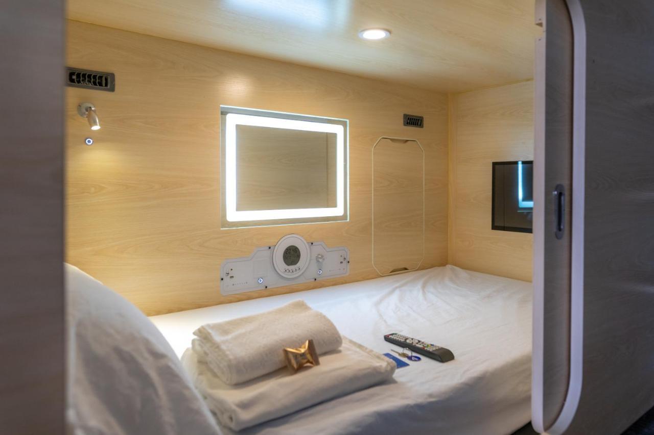Hostelit, Capsule Hostel Санта Круз де Ла Палма Екстериор снимка